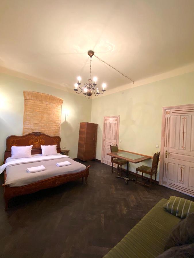 Квартира В Центрі На Вулиці Валова 21 Lviv Buitenkant foto