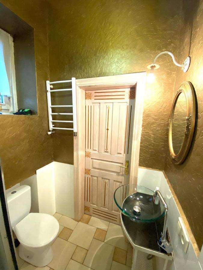 Квартира В Центрі На Вулиці Валова 21 Lviv Buitenkant foto