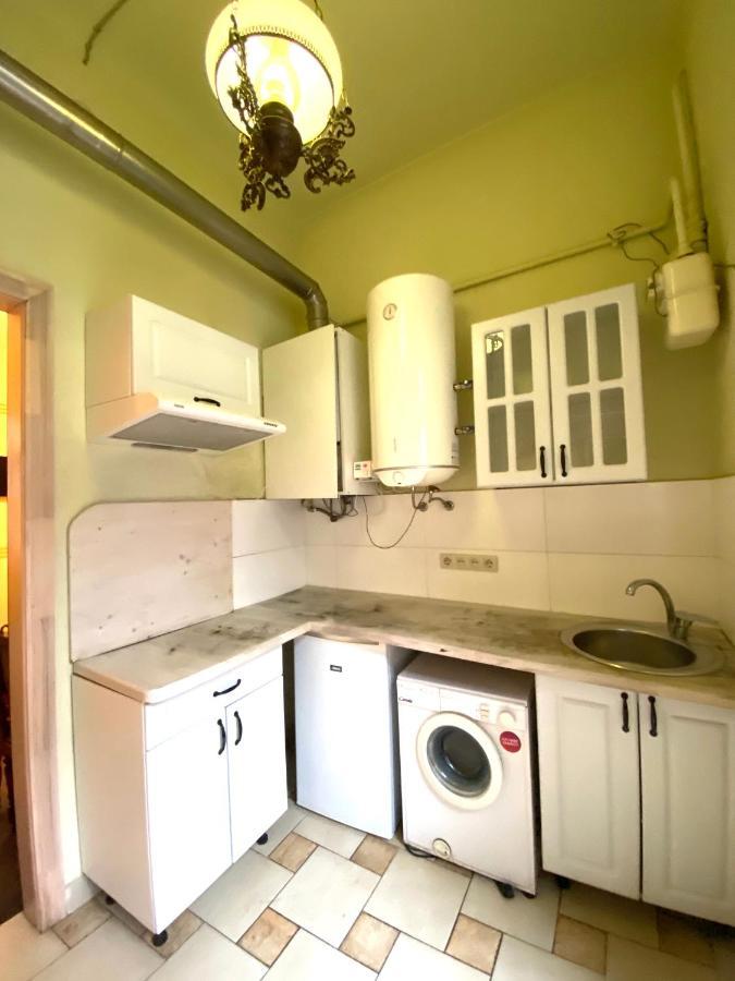 Квартира В Центрі На Вулиці Валова 21 Lviv Buitenkant foto