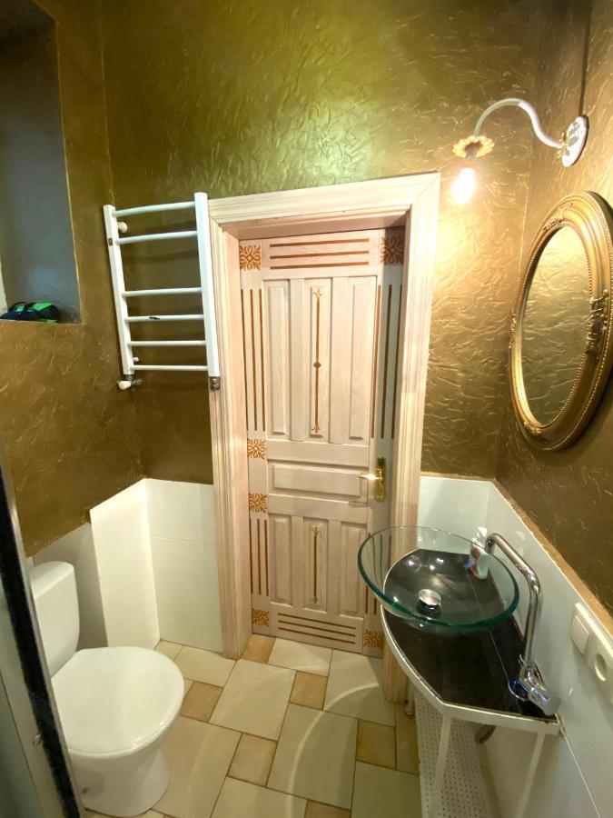 Квартира В Центрі На Вулиці Валова 21 Lviv Buitenkant foto